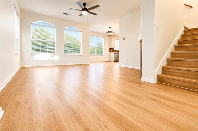 Building Photo - 4205 Bent Wood Ct