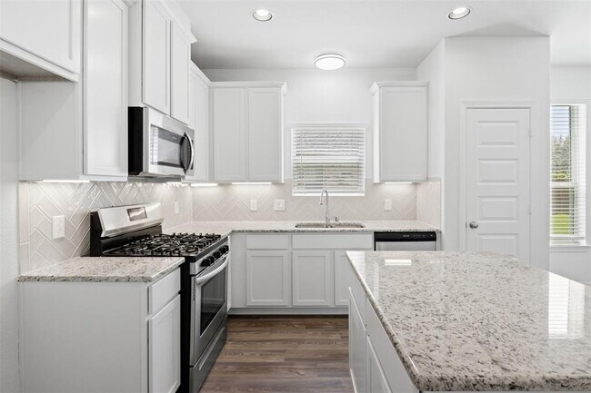 Building Photo - 3307 Avary River Ln