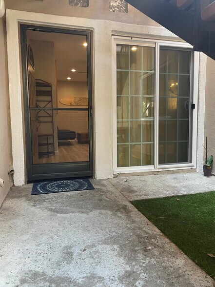 Patio - 626 Lake St