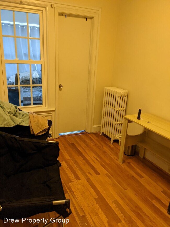 Building Photo - 6 br, 3 bath House - 3717 Reservoir Rd NW