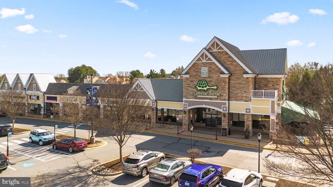 Building Photo - 18502 Clovercrest Cir