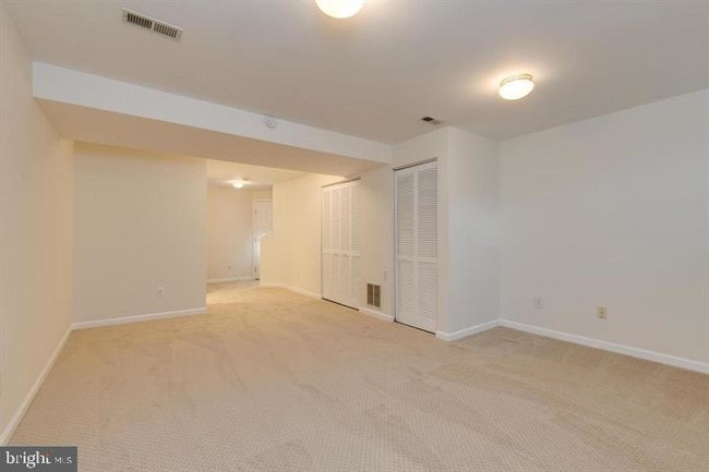 Building Photo - 12977 Abner Ave