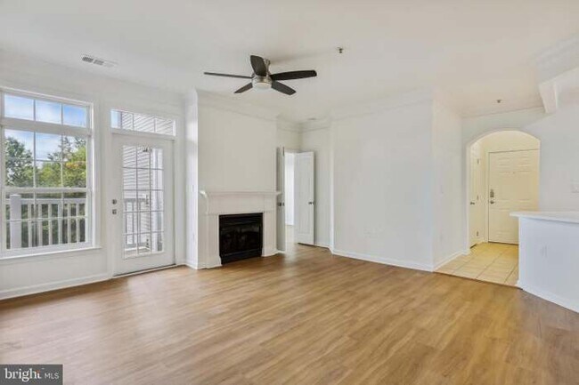 Building Photo - 512 Sunset View Ter SE