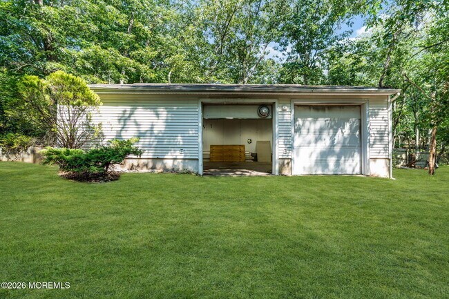 Building Photo - 138 N Cooks Bridge Rd