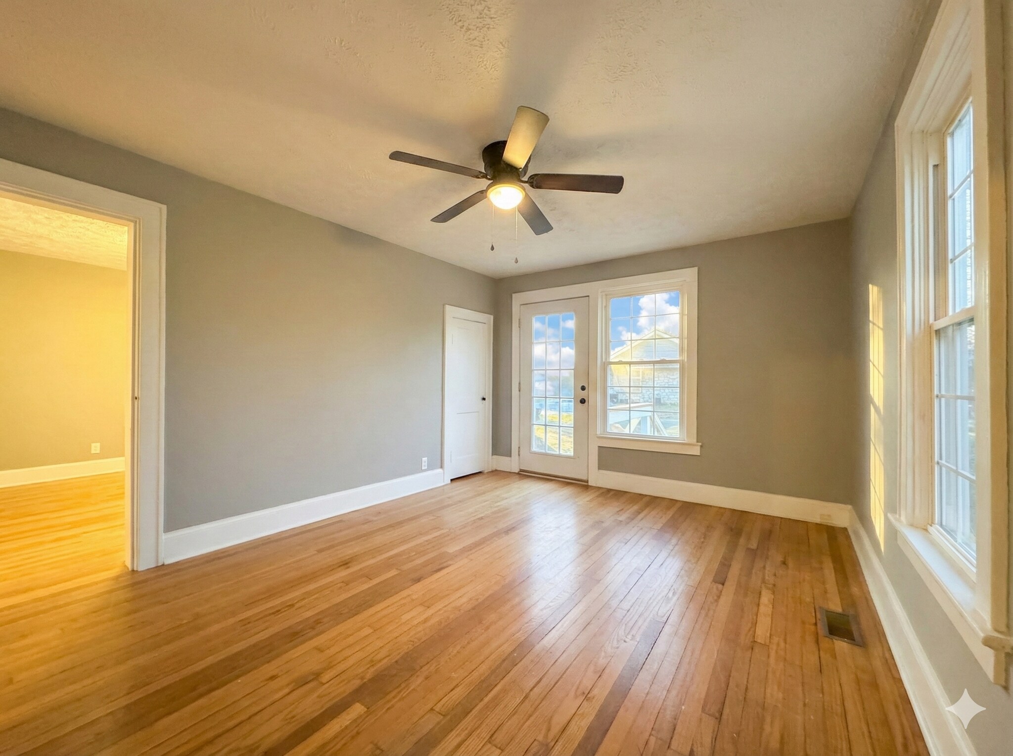 Primary Bedroom - 317 S Friendship Rd