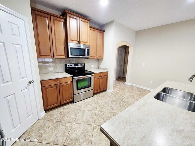 Building Photo - 529 Casa Sevilla Ave