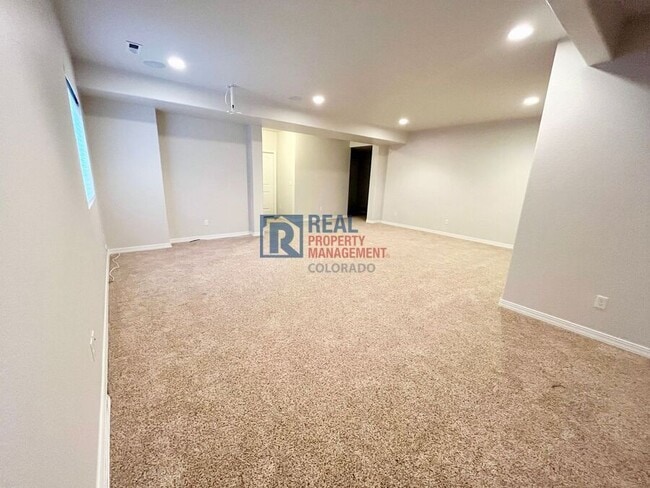 Building Photo - 10831 Fossil Dust Dr