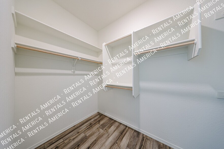 Building Photo - 18063 W Soft Wind Dr
