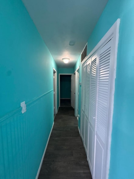 Building Photo - 102 Melvin Dr