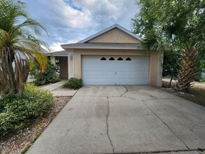 Building Photo - 205 Summer Sails Dr