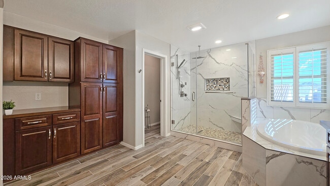 Building Photo - 29411 W Weldon Ave