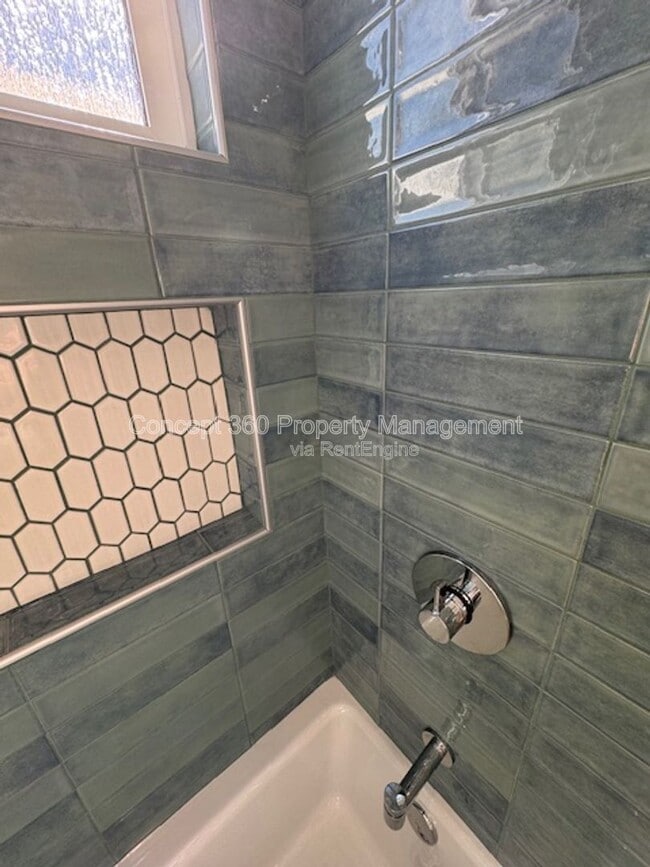 Building Photo - 6170 Briercrest Ave