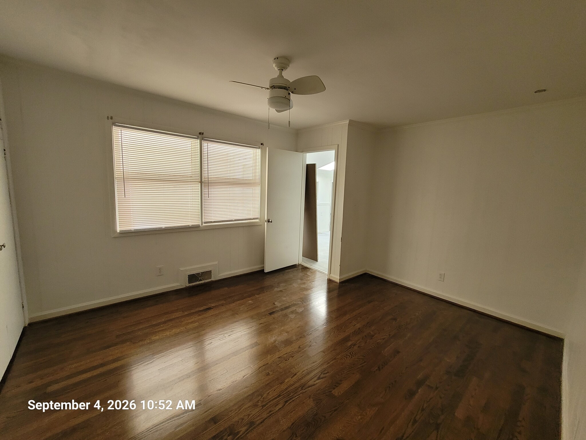 Building Photo - 1304 Evergreen Dr