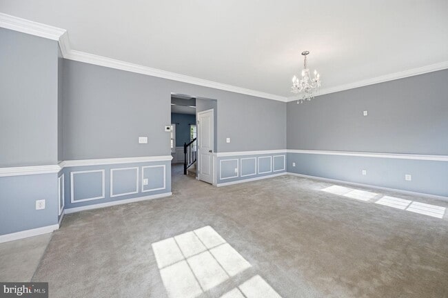 Building Photo - 687 Blossom Tree Rd