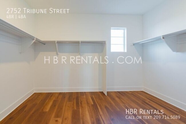 Building Photo - 2752 Tribune St