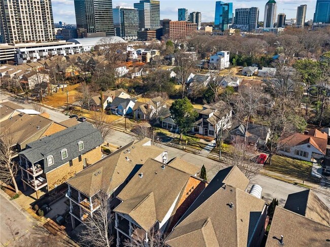 Building Photo - 1219 State St NW