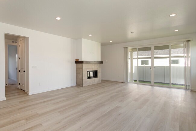 Building Photo - 2699 N Lithodora Ave
