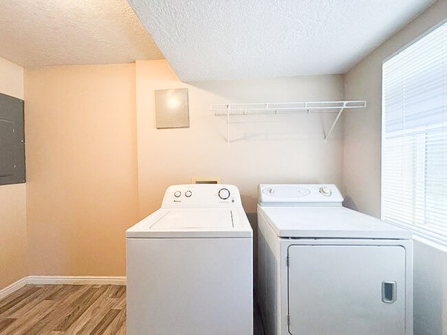Building Photo - Spacious 5-Bedroom Home in Stansbury Park ...