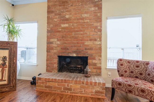 Building Photo - 1802 Stoney Brook Dr