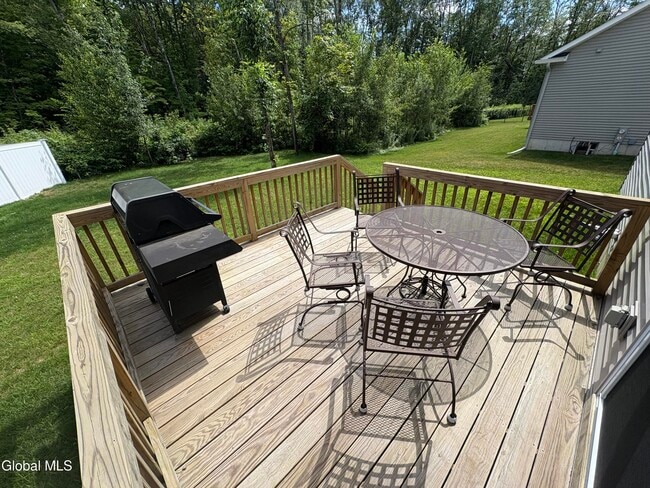 Building Photo - 43 Timber Creek Dr