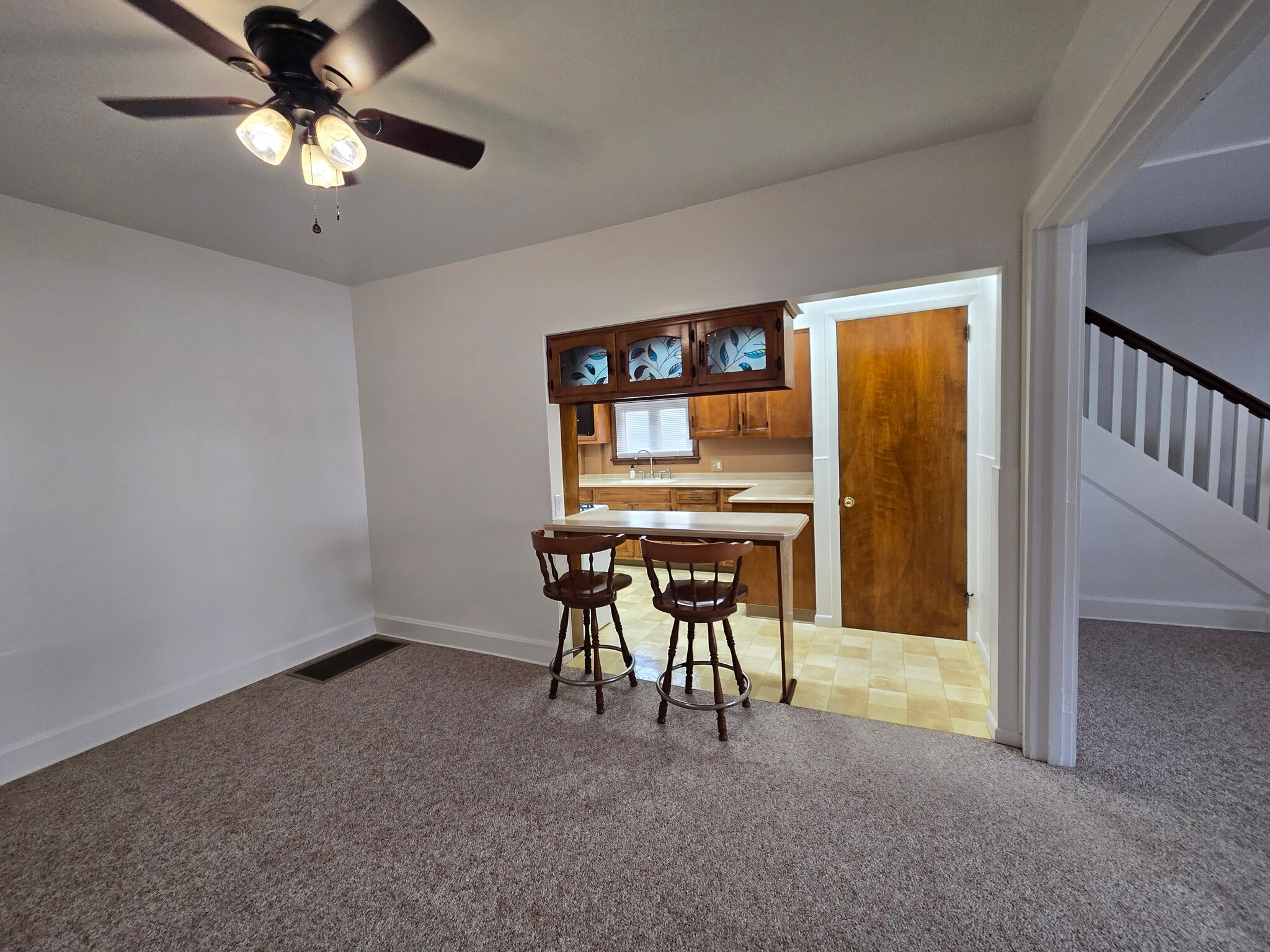 Building Photo - 819 Sheridan St