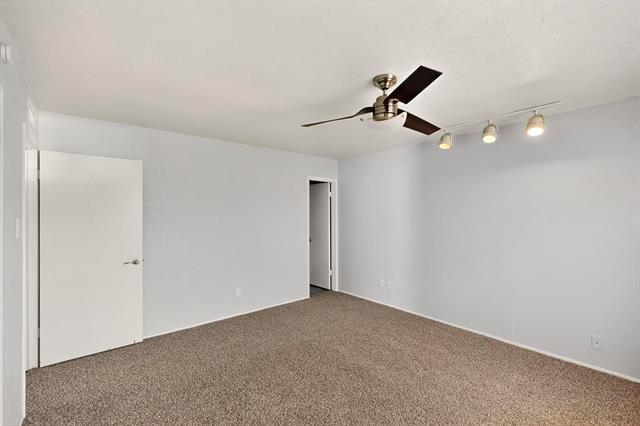 Building Photo - 752 Cambridge Dr