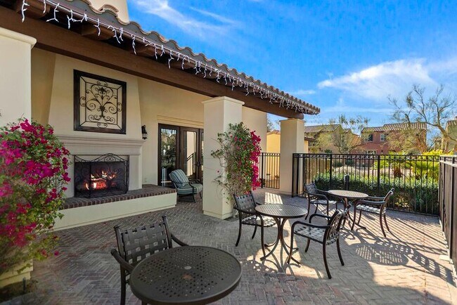 Building Photo - 262 Paseo Gregario