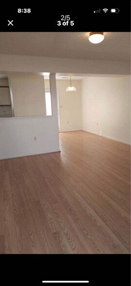 Building Photo - 125 White Pine Ct