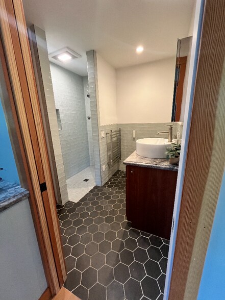 Building Photo - 2893a Scotts Right of Way