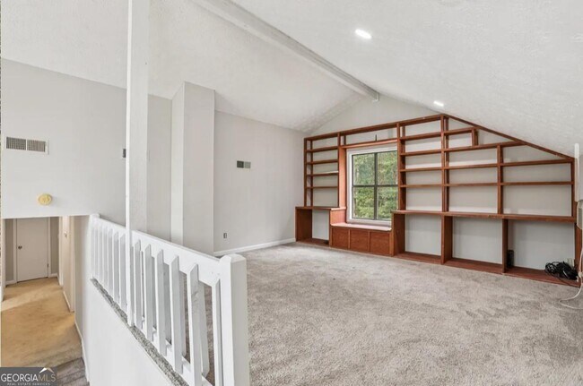 Building Photo - 270 St Simons Cove