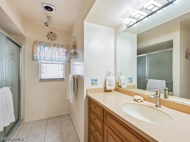 Building Photo - 851 Perrine Ct