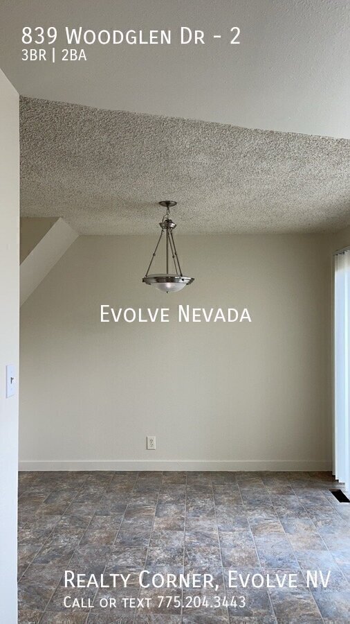 Building Photo - 839 Woodglen Dr