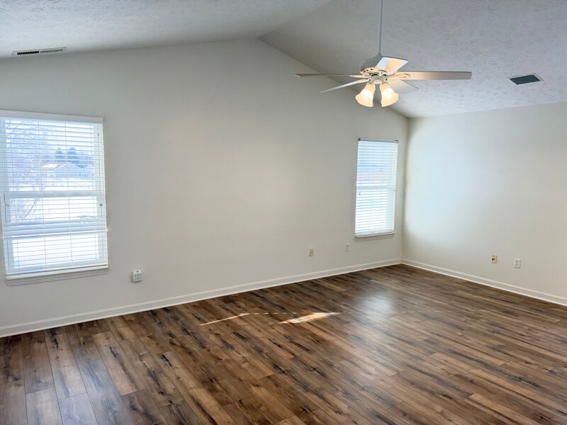 Building Photo - 14058 Southwood Cir