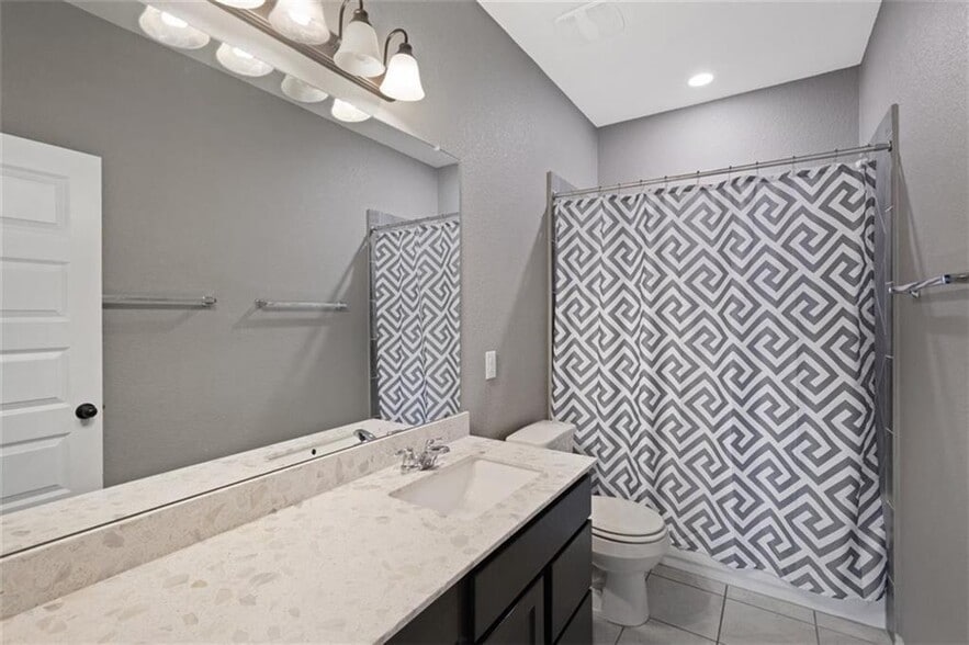 Guest Bathroom - 3060 Freeman Park Dr