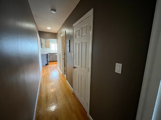 Building Photo - 949 Dorchester Ave