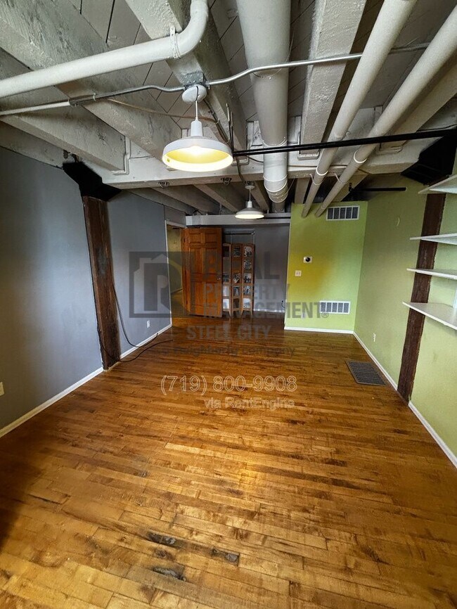 Building Photo - 201 Lamkin St