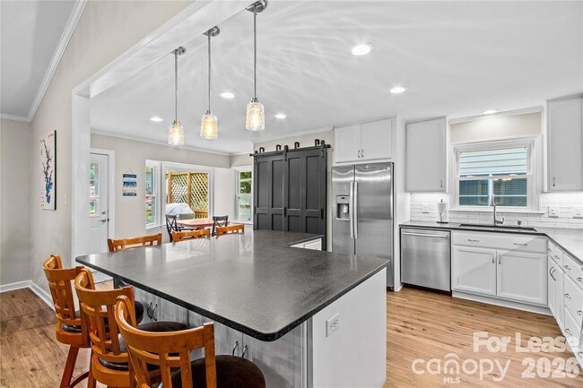 Building Photo - 21112 Rio Oro Dr