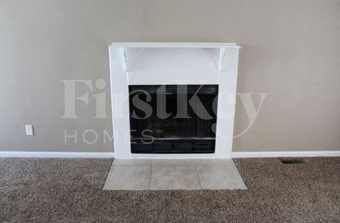 Building Photo - 5064 Parterra Ct