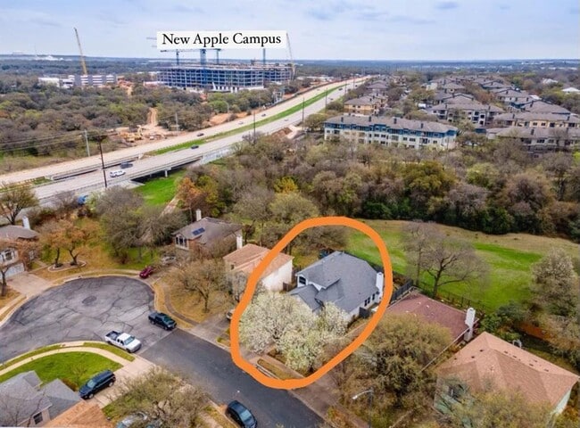 Building Photo - 7417 Peabody Dr