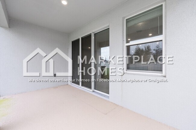 Building Photo - 5428 SW 44th Ct Rd