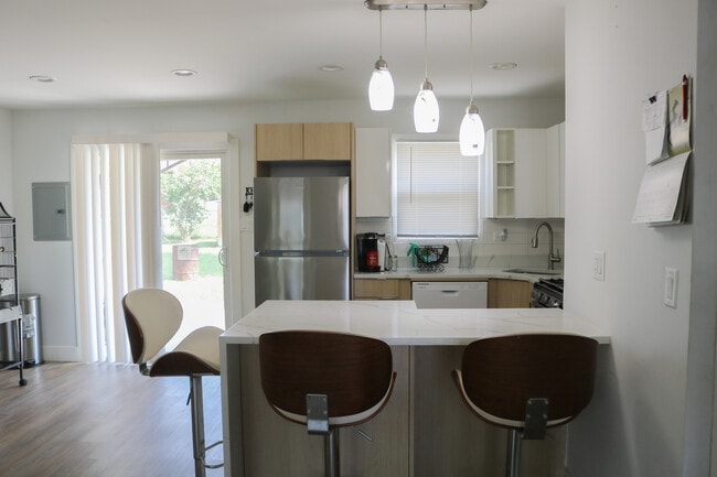 Building Photo - 22407 Strassburg Ave