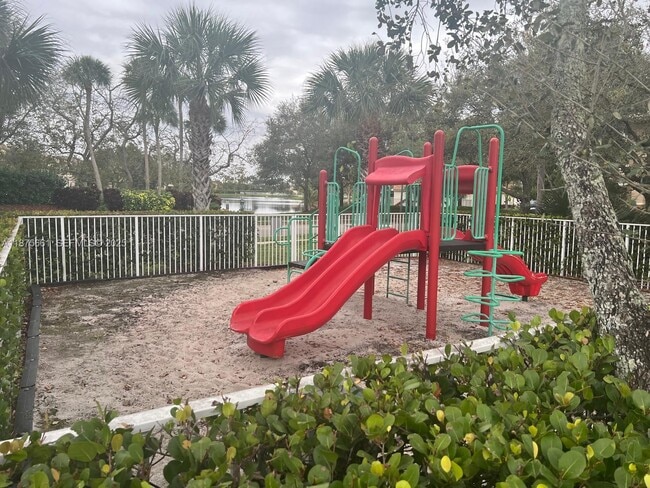 Building Photo - 13218 SW 44th St