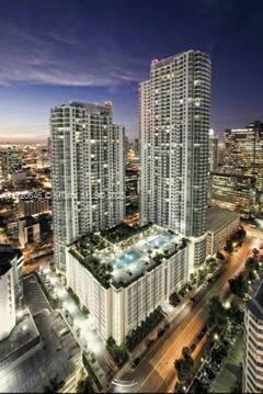 Building Photo - 950 Brickell Bay Dr