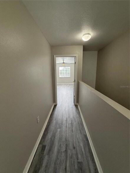 Building Photo - 20460 Needletree Dr