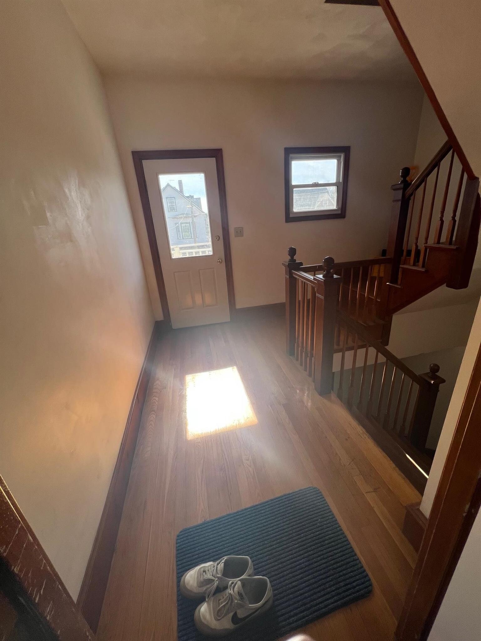Building Photo - 51 Elm St