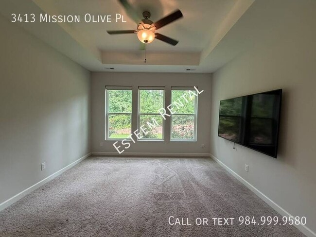 Building Photo - 3413 Mission Olive Pl