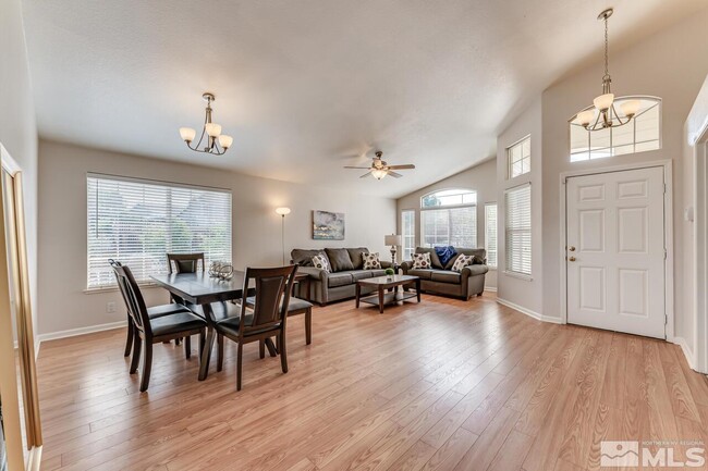 Building Photo - 4791 Mesa Meadows Dr