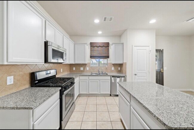 Building Photo - 5711 Water Violet Ln