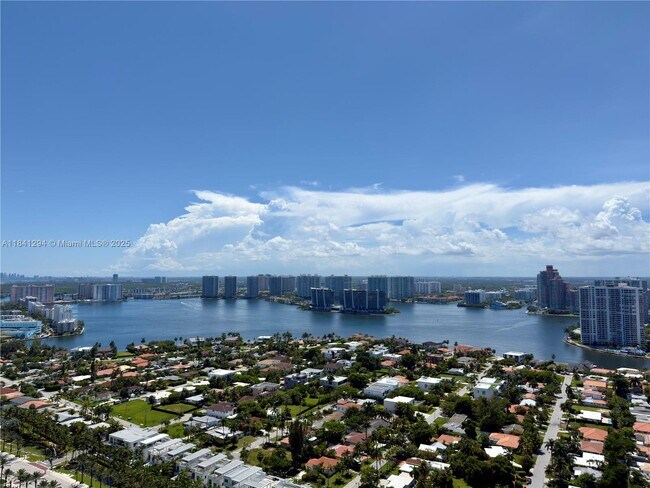 Building Photo - 19111 Collins Ave