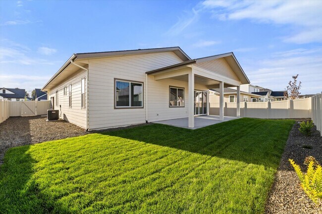 Building Photo - Brand New 3 Bedroom Home in Star